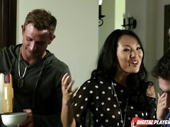 美女, フェラチオ, 巨乳な, 顔射, ハードコア, なめる, アウトドア, オマンコ