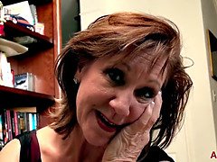 Madura, Mamá, Tetas naturales, Pezones, Pelirrojo, Madrastra, Tabú, Juguetes