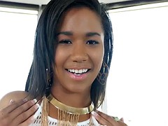 Gros cul, Sucer une bite, Noir ébène, Interracial, Masturbation, Adolescente, Nénés, Jouets