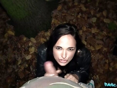 Öffentlich, Reiten, Schlaffe titten, Ablutschen, Titten