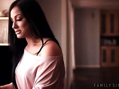 Verga grande, Morena, Garganta profunda, Corridas faciales, Pajear, Hd, Madres para coger