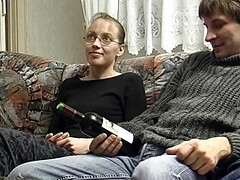 Blonde, Sucer une bite, Tir de sperme, Masturbation, Petite femme, Chatte, Maigrichonne, Mouillée