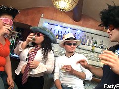 ぽっちゃり, デカパイ, エロ熟女, 眼鏡, 巨大, 熟年, 淫乱熟女, オッパイの