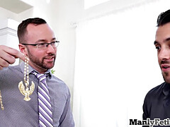 Hairy muscled jock gets rimjob