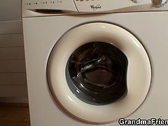 Grosser schwanz, Grosse titten, Blasen, Oma, Reif, Schreiend, Flotter dreier