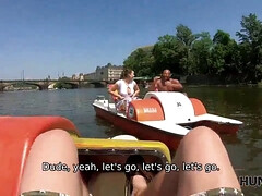 素人, フェラチオ, 浮気する, 彼女, 公共, ティーン, オッパイの, 妻