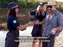 18 jaar, 1 man 2 vrouwen, Hardcore, Hd, Buiten, Ruw, Tiener, Trio