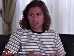 Grosse titten, Blasen, Fesselspiele, Besamung, Spermaladung, Freundin, Lesbisch, Titten