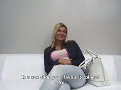 Enthousiasteling, Kont, Grote kont, Blond, Gezichtspunt, Kut duiken, Tiener, Tieten likken