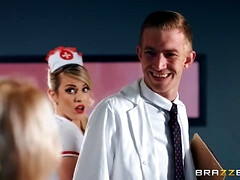 Grote lul, Grote mammen, Blond, Brits, Diep in de keel, Hd, Gezichtspunt, Geschoren