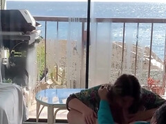 Amateur, Gros seins, Tromperie, Éjaculation interne, Tir de sperme, Gorge profonde, Interracial, Épouse