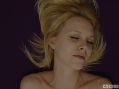 Leie, Blondine, Erotischer film