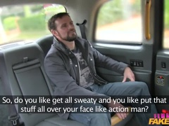 Sucer une bite, Voiture, Tir de sperme, Faciale, Bâillonner, Branlette thaïlandaise, Chatte, Fessée