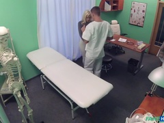 Sucer une bite, En levrette, Léchez, Infirmière, Bureau, Pov, Chatte, Uniforme