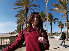 Plage, Sucer une bite, En levrette, Branlette thaïlandaise, Lingerie, De plein air, Public, String