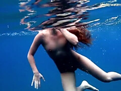 Grote mammen, Badpak, Fetisj, Hd, Klein, Openbaar, Alleen, Zempak