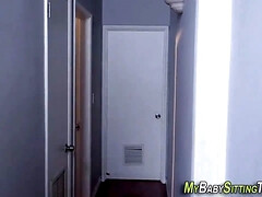 18 jahre, Kinderhüterin, Hundestellung, Hd, Monster, Zierlich, Jungendliche (18+), Titten