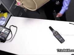 Amateur, Culo grande, Tetas grandes, Madura, Penetracion con dedos, Madres para coger, Oficina, Realidad