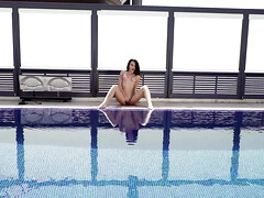 デカパイ, 茶髪の, ヨーロピアン, アウトドア, プール, ロシア人, 一人, タトゥー