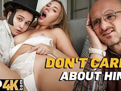 捕まる, 浮気する, ハードコア, Hd, 淫乱熟女, 自然山雀, ロシア人, 妻