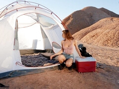 Anaal, Kont, Laarzen, Bruinharig, Masturbatie, Buiten, Doordringend, Kort haar