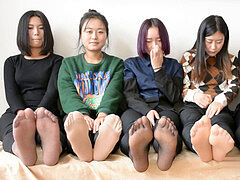 chinese women in nylon feet