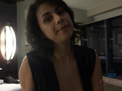 Leie, Bad, Fingern, Latina, Höschen, Pov, Muschi, Dürr