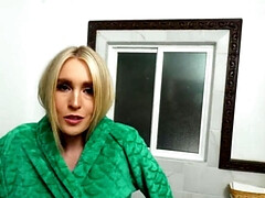 Nailing the hottest blonde mommy in a taboo movie in POV