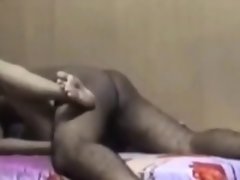 AMATEUR INDIAN MARRIED COUPLE  Honeymoon Sex Video